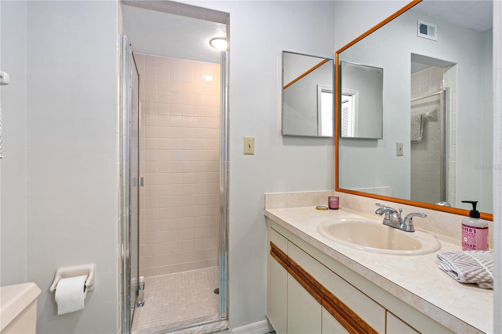 466 BOUCHELLE DR #202, NEW SMYRNA BEACH, FL, 32169