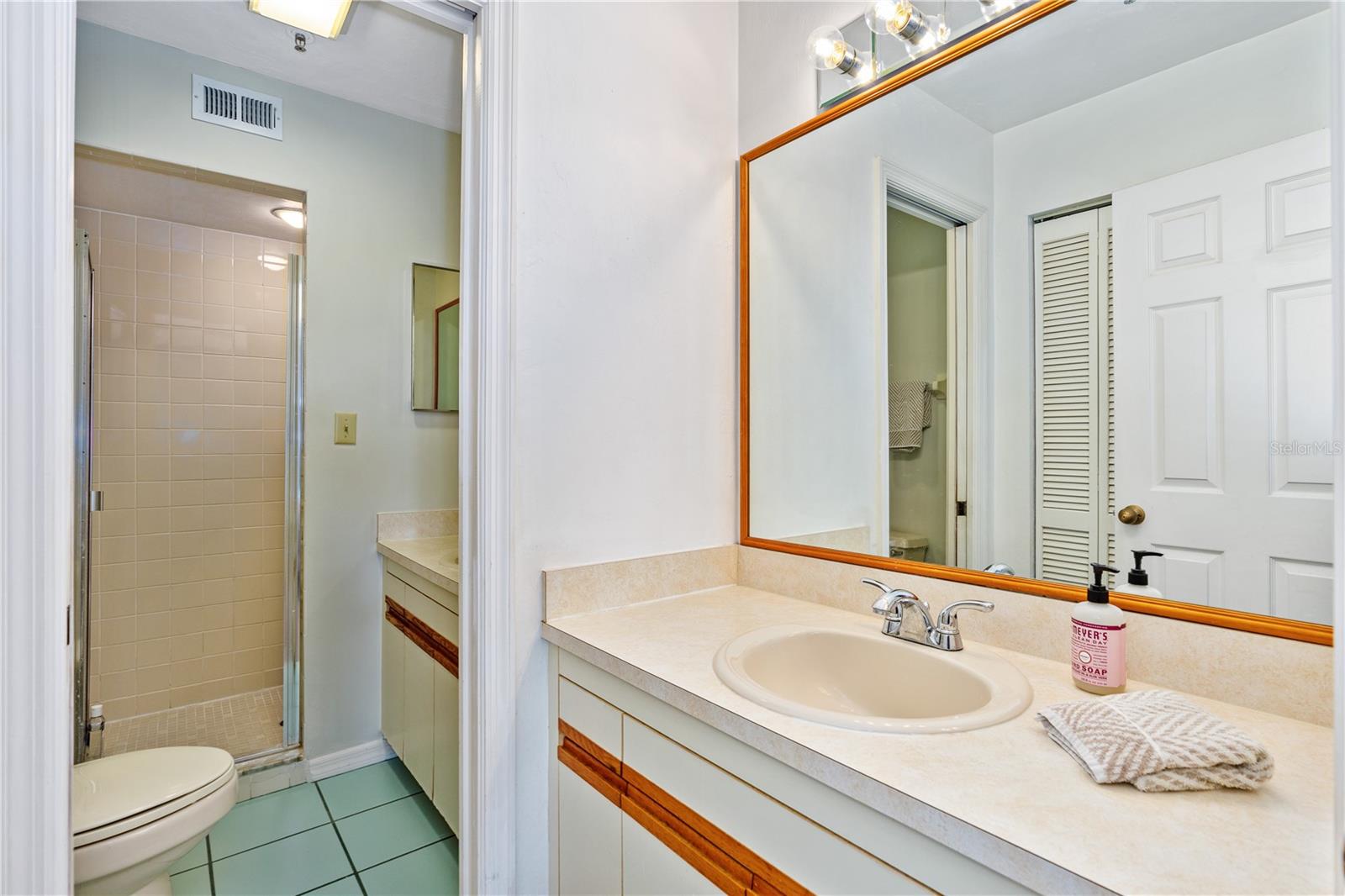 466 BOUCHELLE DR #202, NEW SMYRNA BEACH, FL, 32169
