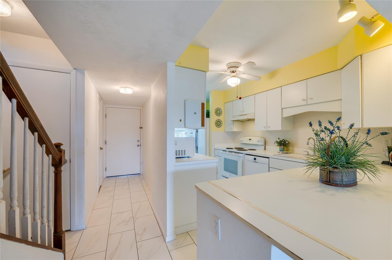 1433 N ATLANTIC AVE #425, DAYTONA BEACH, FL, 32118