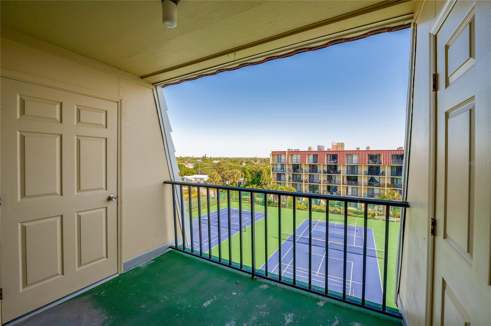 1433 N ATLANTIC AVE #425, DAYTONA BEACH, FL, 32118