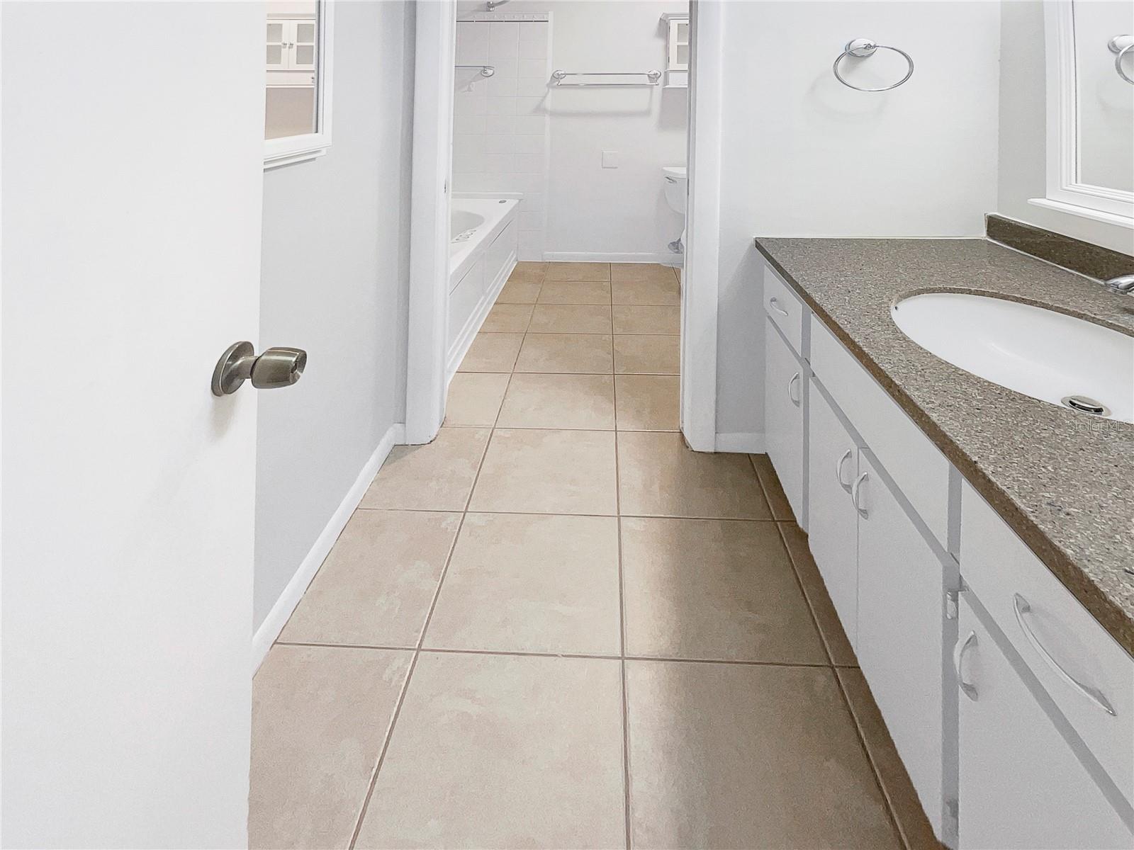 8469 17TH ST N #16-D, ST PETERSBURG, FL, 33702