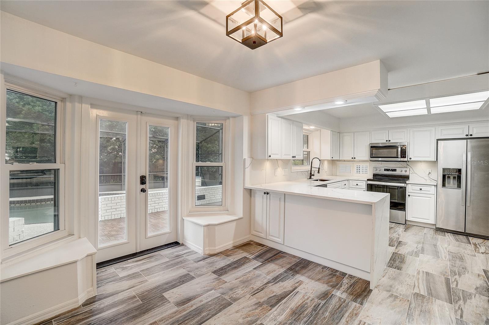 513 MONTROSE AVE, TEMPLE TERRACE, FL, 33617