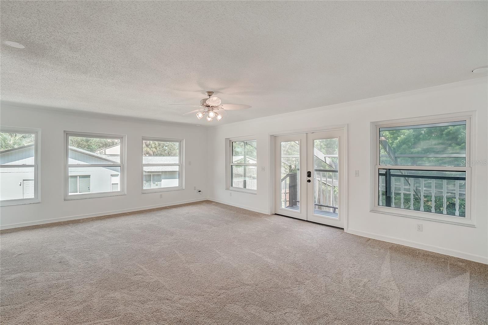 513 MONTROSE AVE, TEMPLE TERRACE, FL, 33617