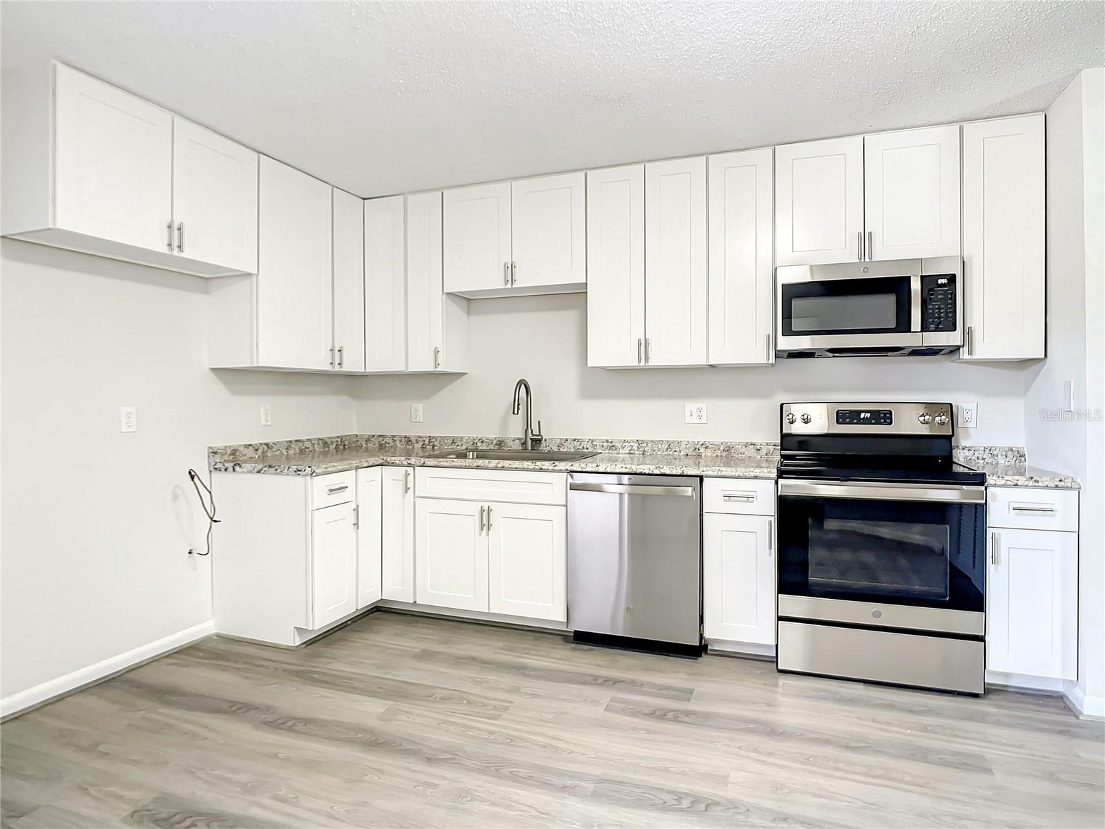 3130 WILLOW OAK DR, EDGEWATER, FL, 32141