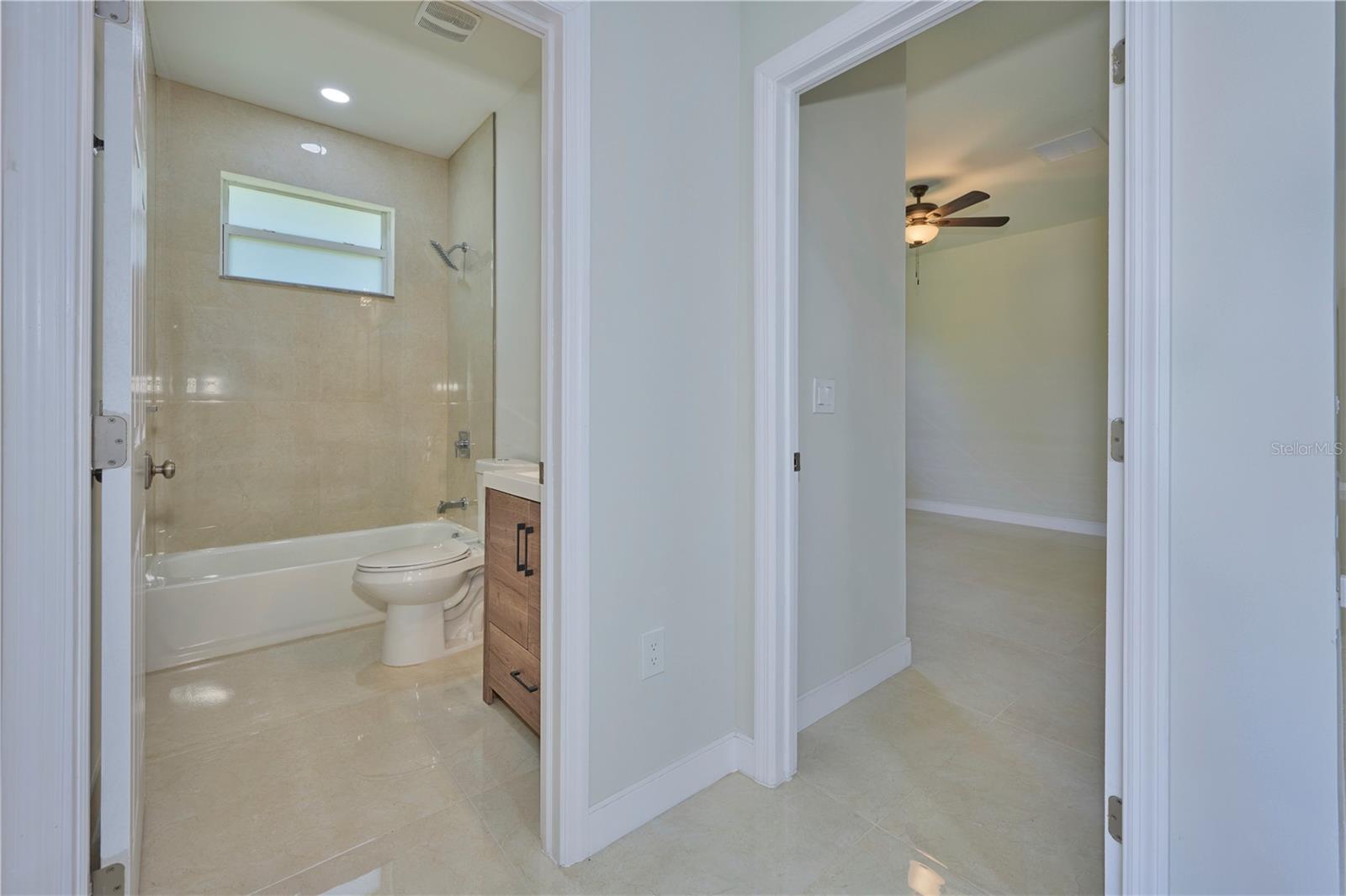 3431 ORCHID DR, INDIAN LAKE ESTATES, FL, 33855