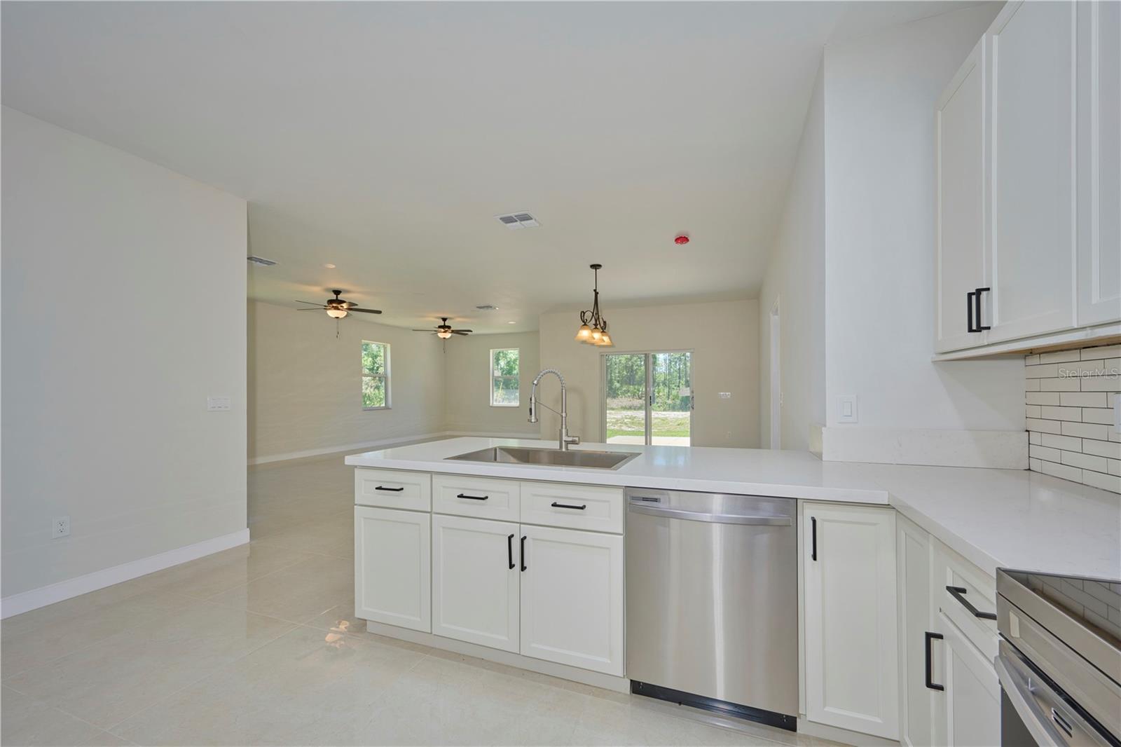 3431 ORCHID DR, INDIAN LAKE ESTATES, FL, 33855