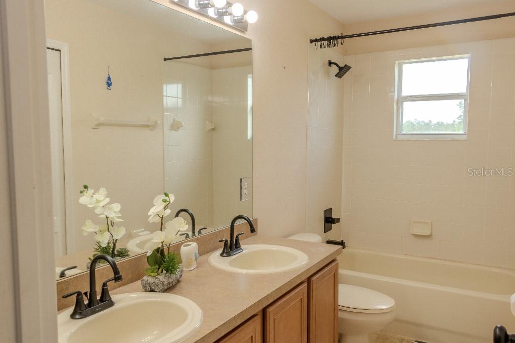 1557 AMARYLLIS CIR, ORLANDO, FL, 32825