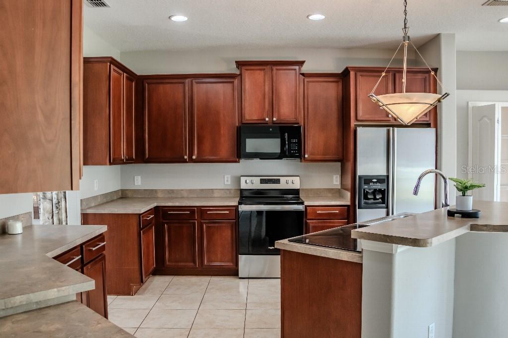 1557 AMARYLLIS CIR, ORLANDO, FL, 32825