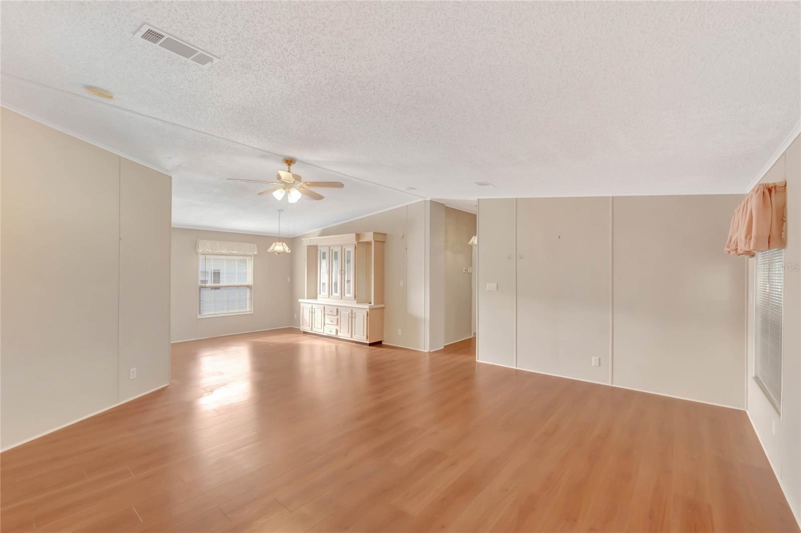 202 SCHOONER AVE, EDGEWATER, FL, 32141