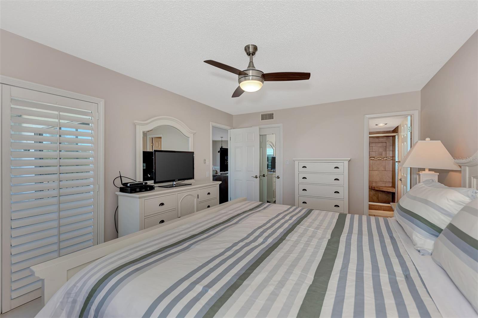 8630 MIDNIGHT PASS RD #301A, SARASOTA, FL, 34242