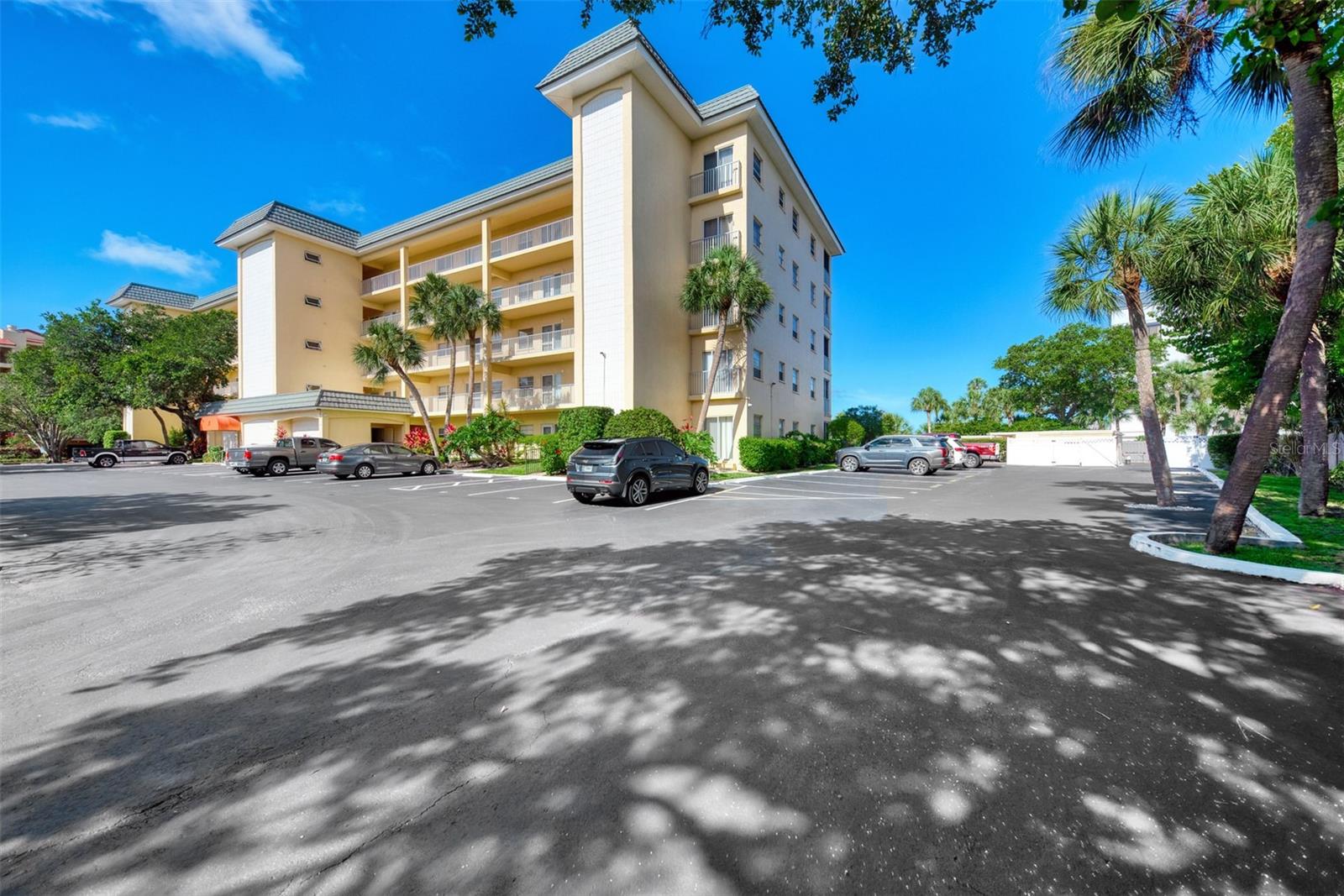 8630 MIDNIGHT PASS RD #301A, SARASOTA, FL, 34242