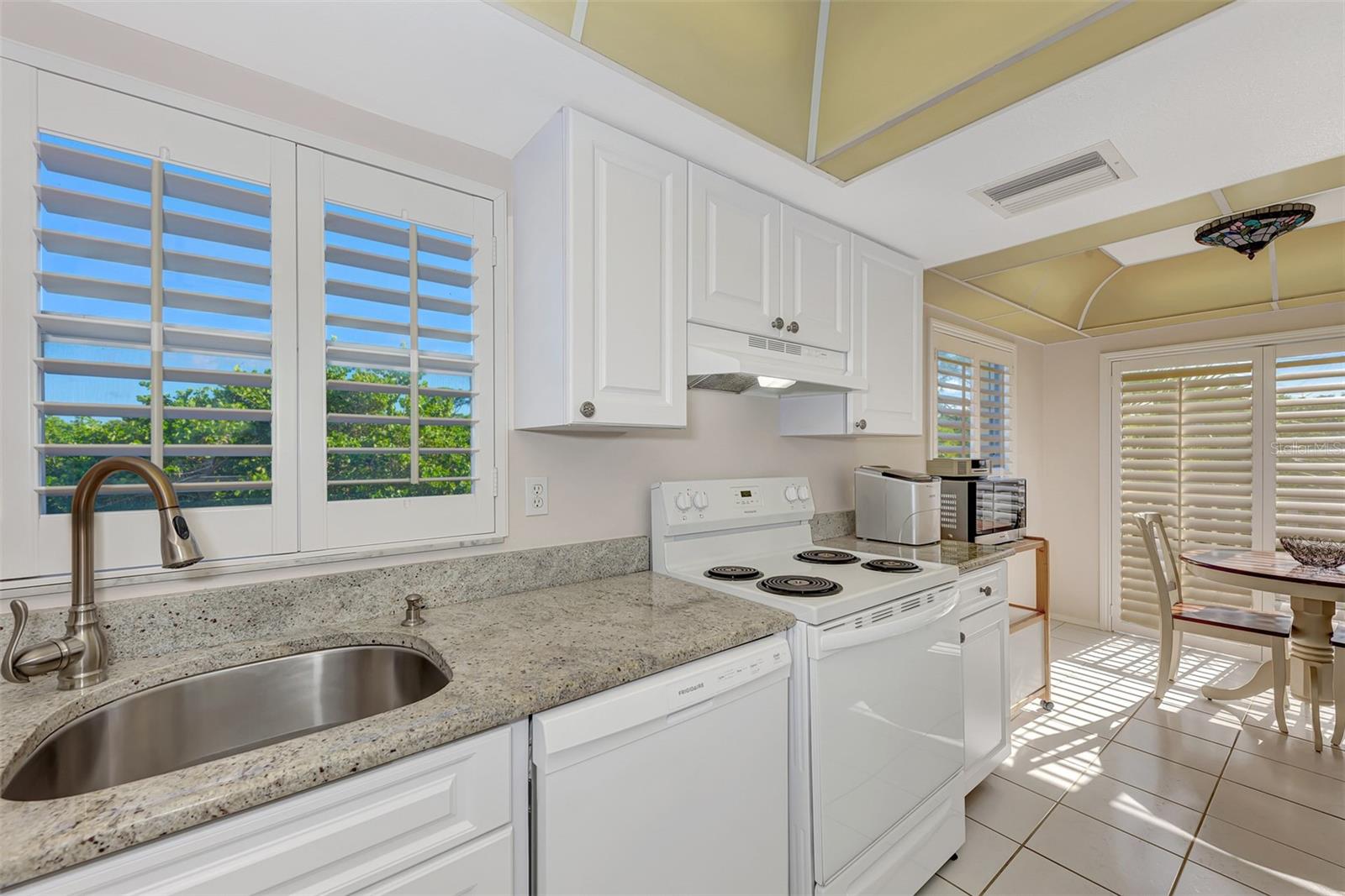 8630 MIDNIGHT PASS RD #301A, SARASOTA, FL, 34242