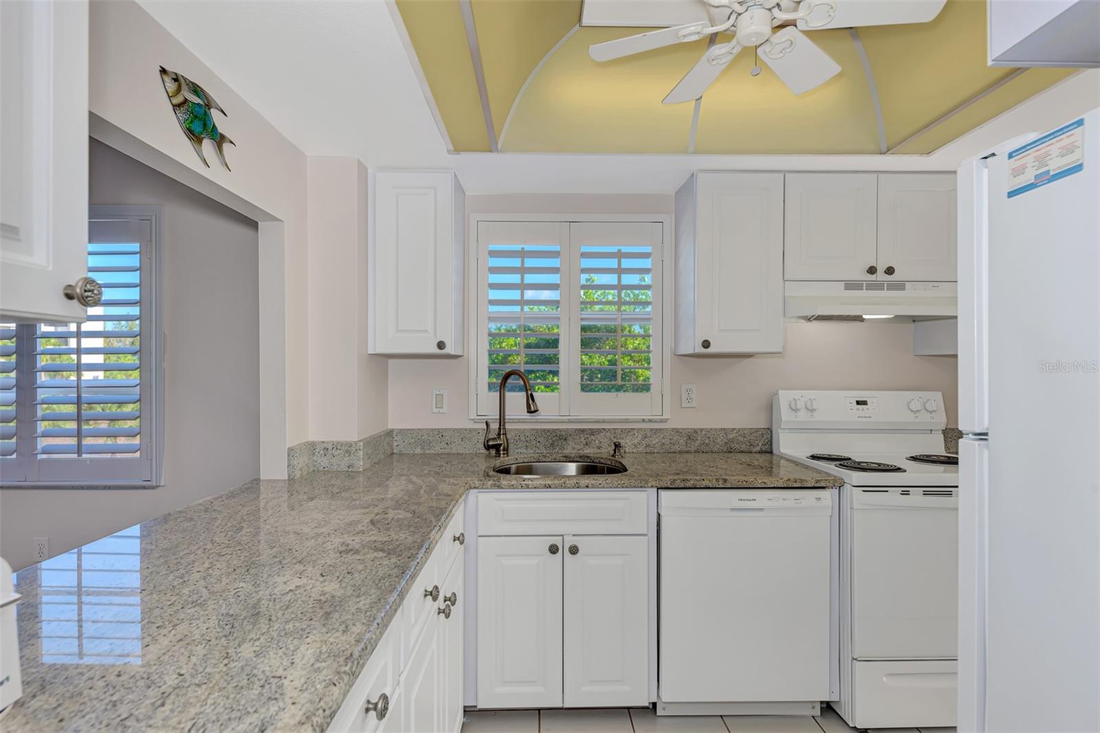 8630 MIDNIGHT PASS RD #301A, SARASOTA, FL, 34242