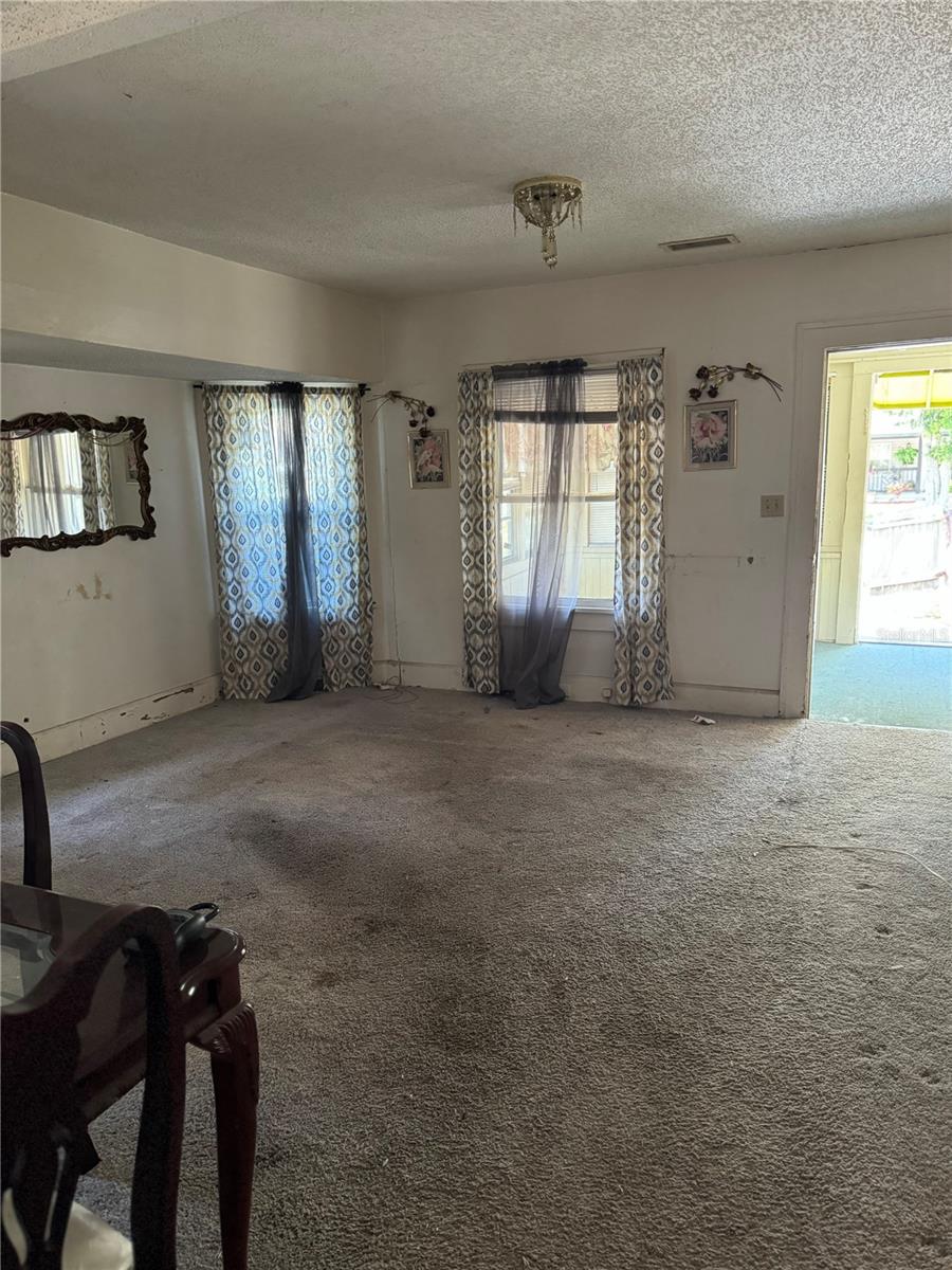 3501 17TH AVE S, ST PETERSBURG, FL, 33711