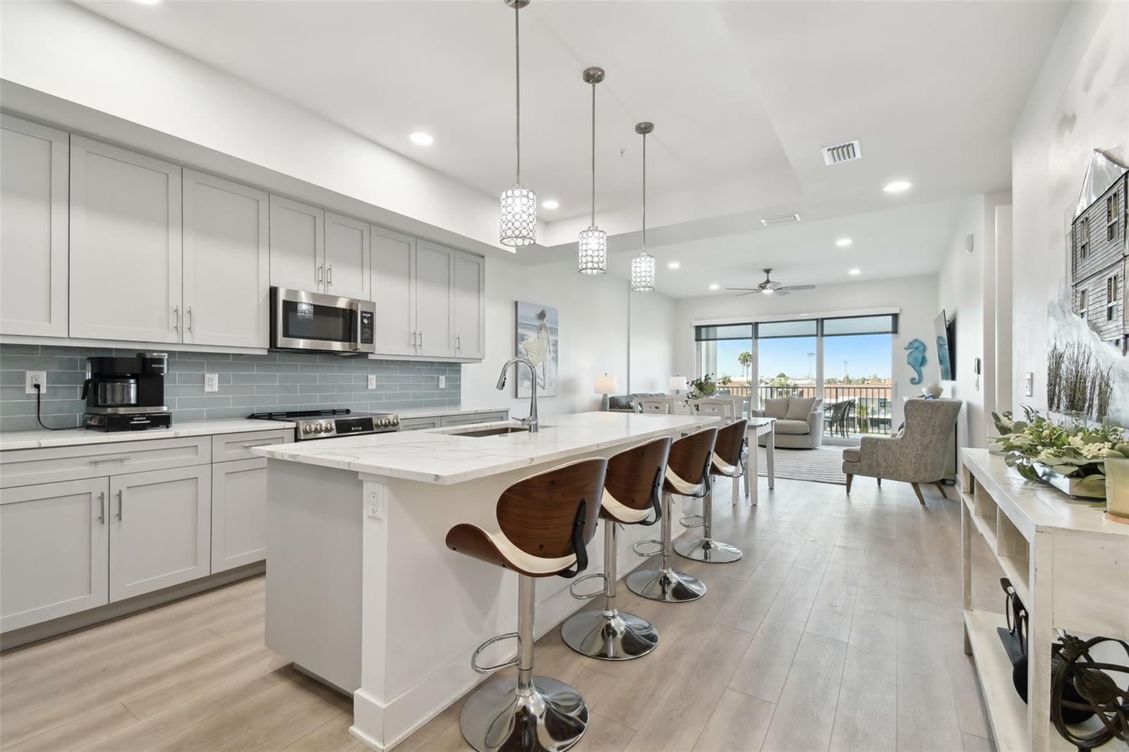 400 150TH AVE #301, MADEIRA BEACH, FL, 33708