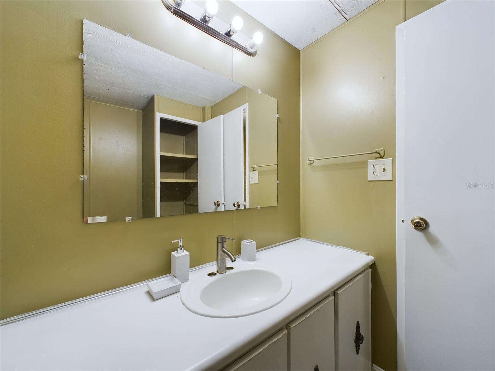 3502 DELAWARE AVE, SEBRING, FL, 33870