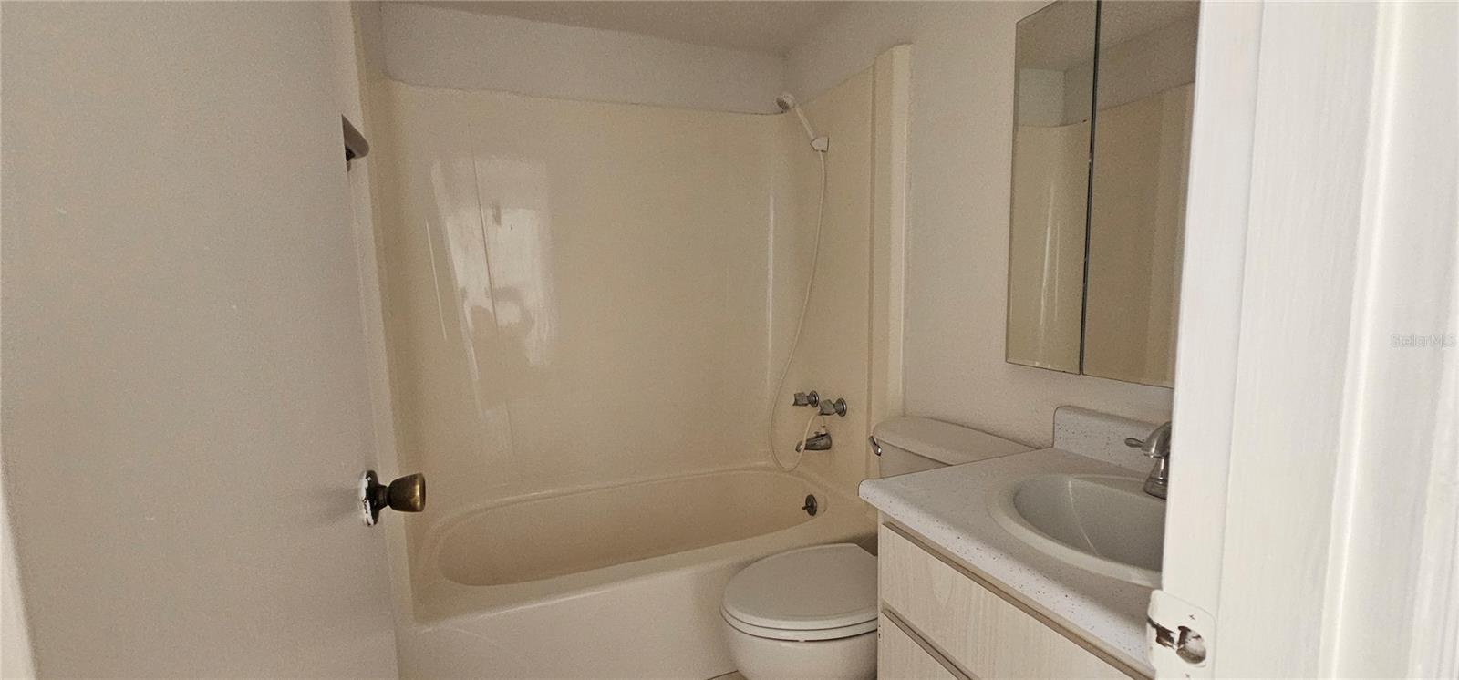 4158 TAMIAMI TRL #B1, PORT CHARLOTTE, FL, 33952