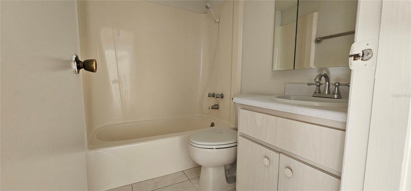 4158 TAMIAMI TRL #B1, PORT CHARLOTTE, FL, 33952