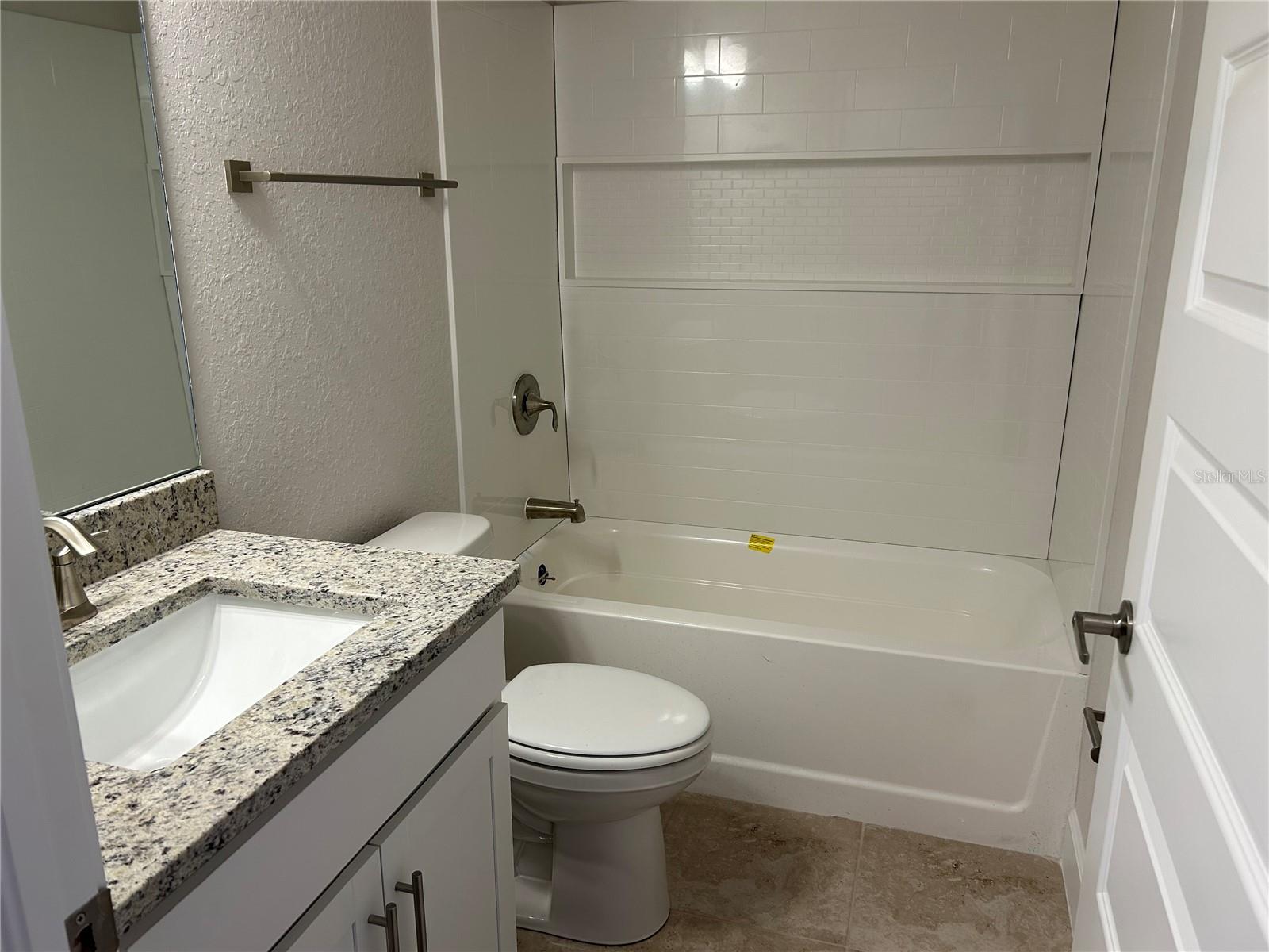 2679 ENGLEWOOD RD, VENICE, FL, 34293