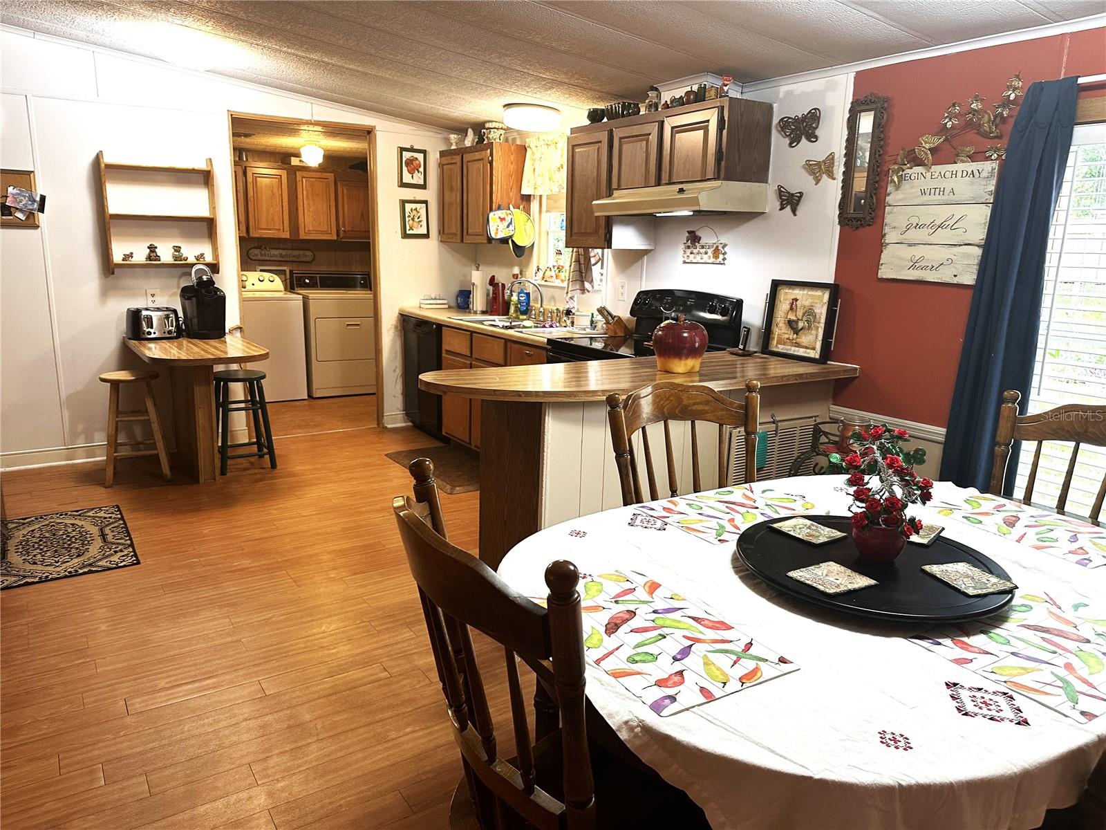 8418 CR 643, BUSHNELL, FL, 33513