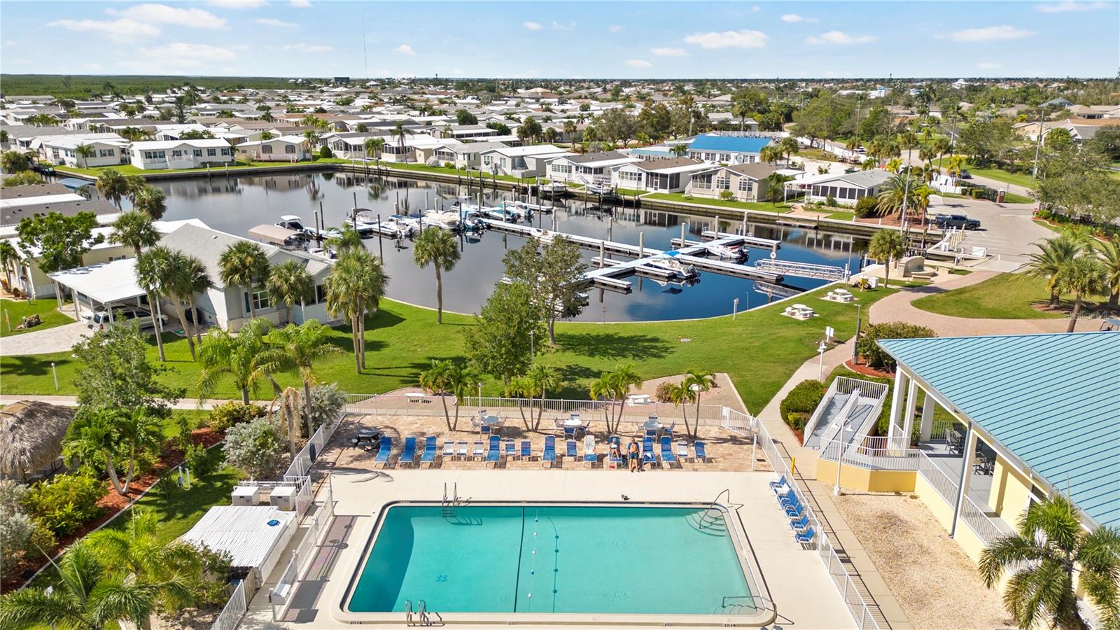 17 AMSTERDAM AVE, PUNTA GORDA, FL, 33950