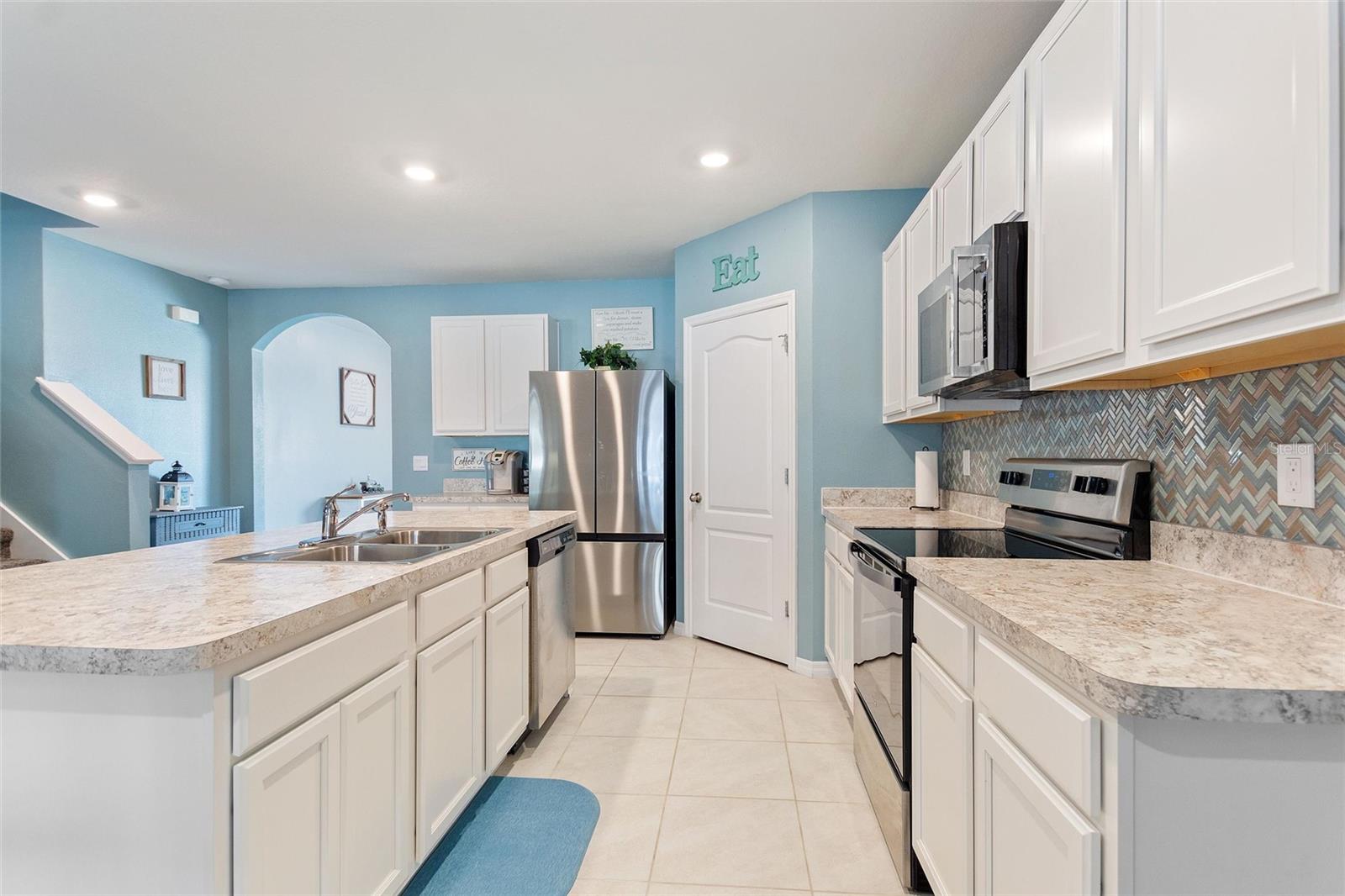 856 SUN BURST RD, WINTER HAVEN, FL, 33880
