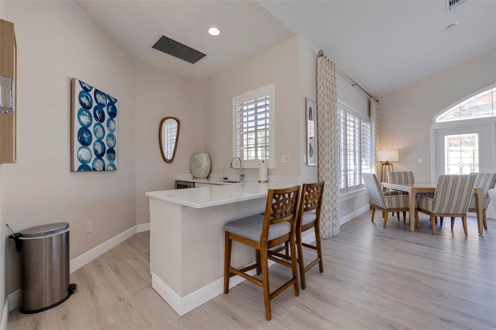 6251 VISTA VERDE DR W, ST PETERSBURG, FL, 33707
