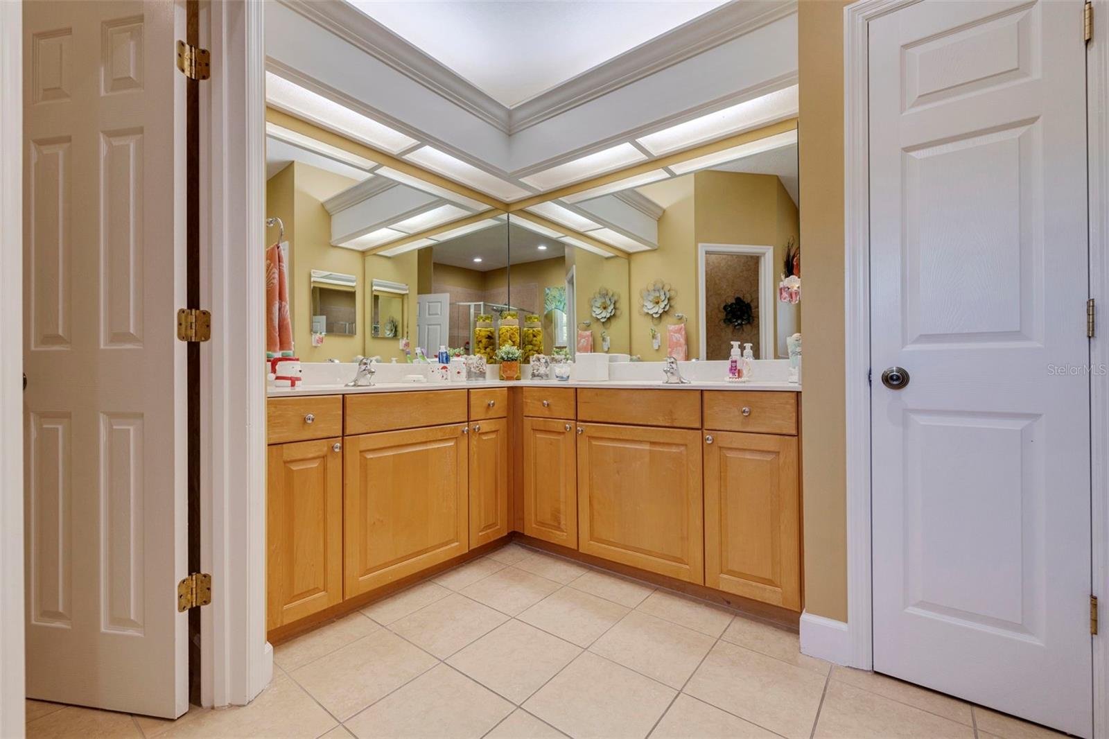 6251 VISTA VERDE DR W, ST PETERSBURG, FL, 33707