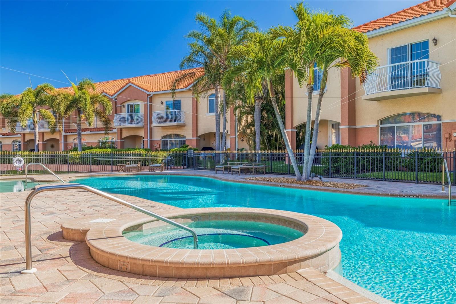 6251 VISTA VERDE DR W, ST PETERSBURG, FL, 33707