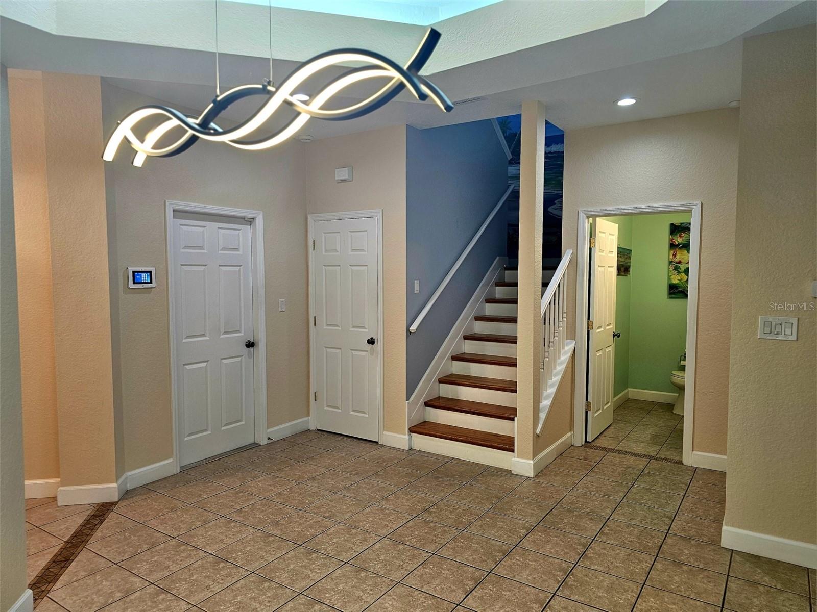 6251 VISTA VERDE DR W, ST PETERSBURG, FL, 33707