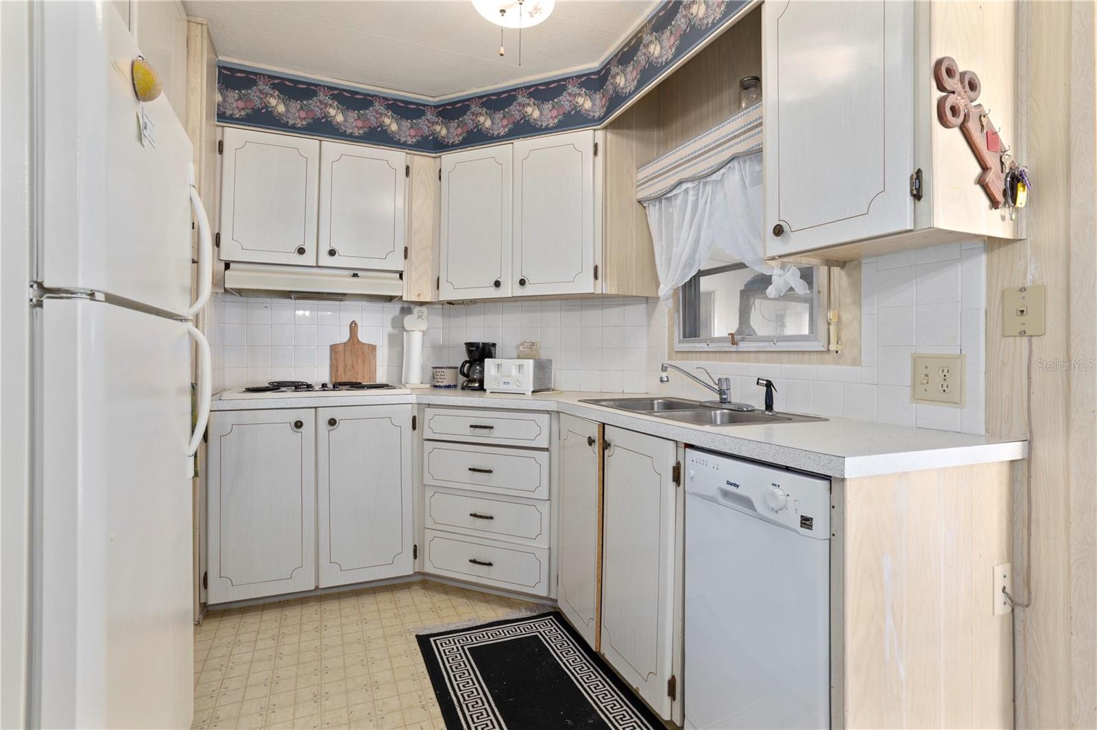 617 COACHWOOD CENTRAL, LEESBURG, FL, 34748