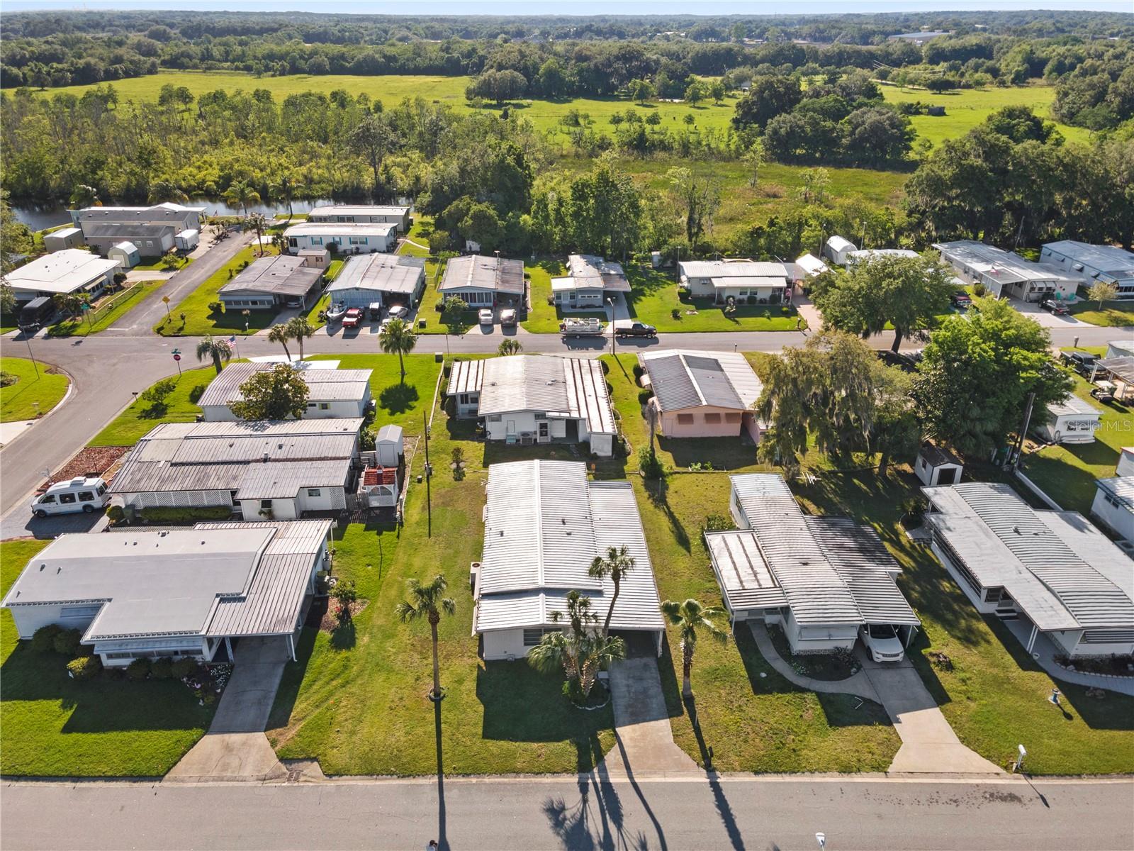 617 COACHWOOD CENTRAL, LEESBURG, FL, 34748