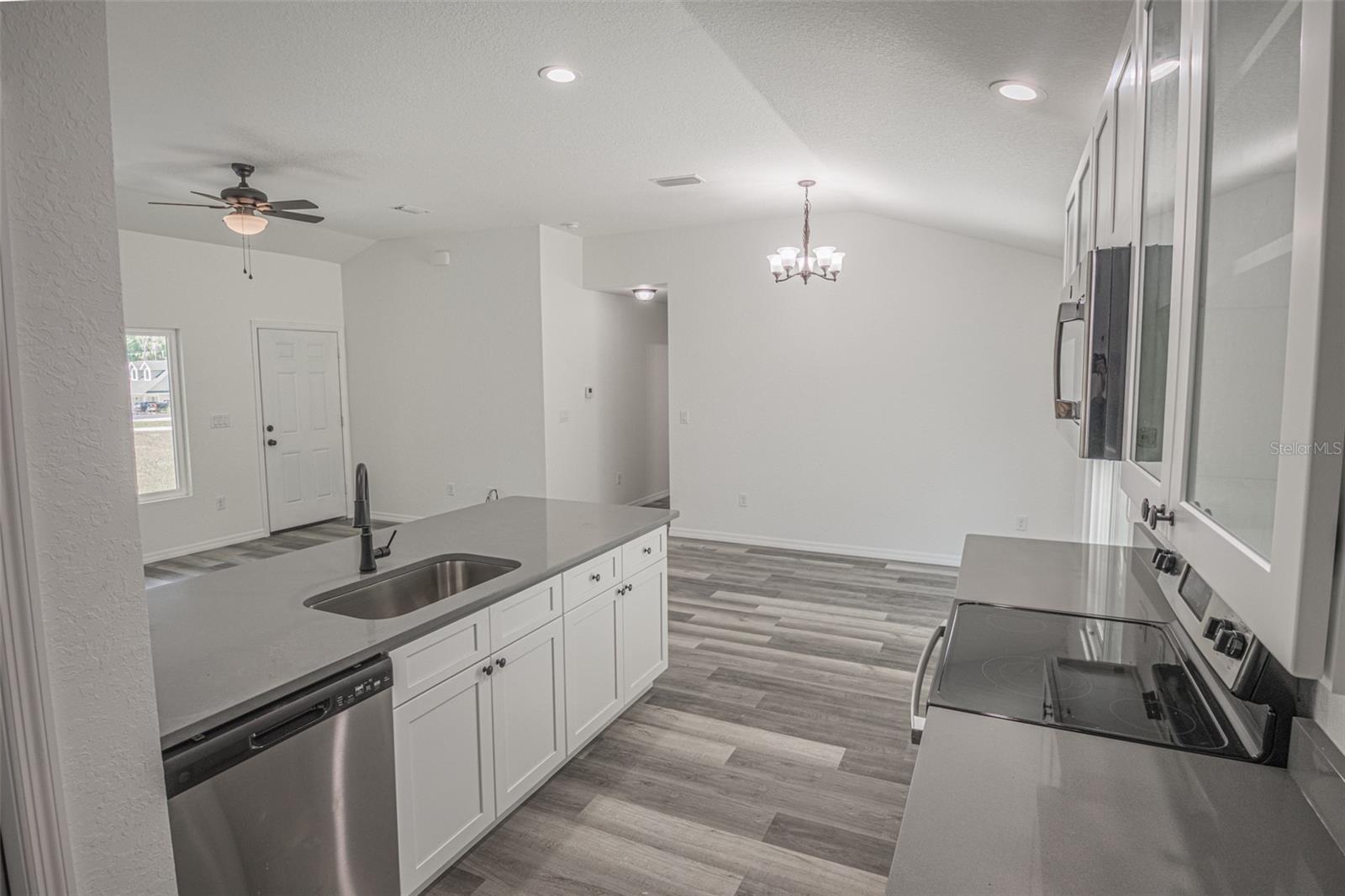 13099 NE 7 LOOP, SILVER SPRINGS, FL, 34488