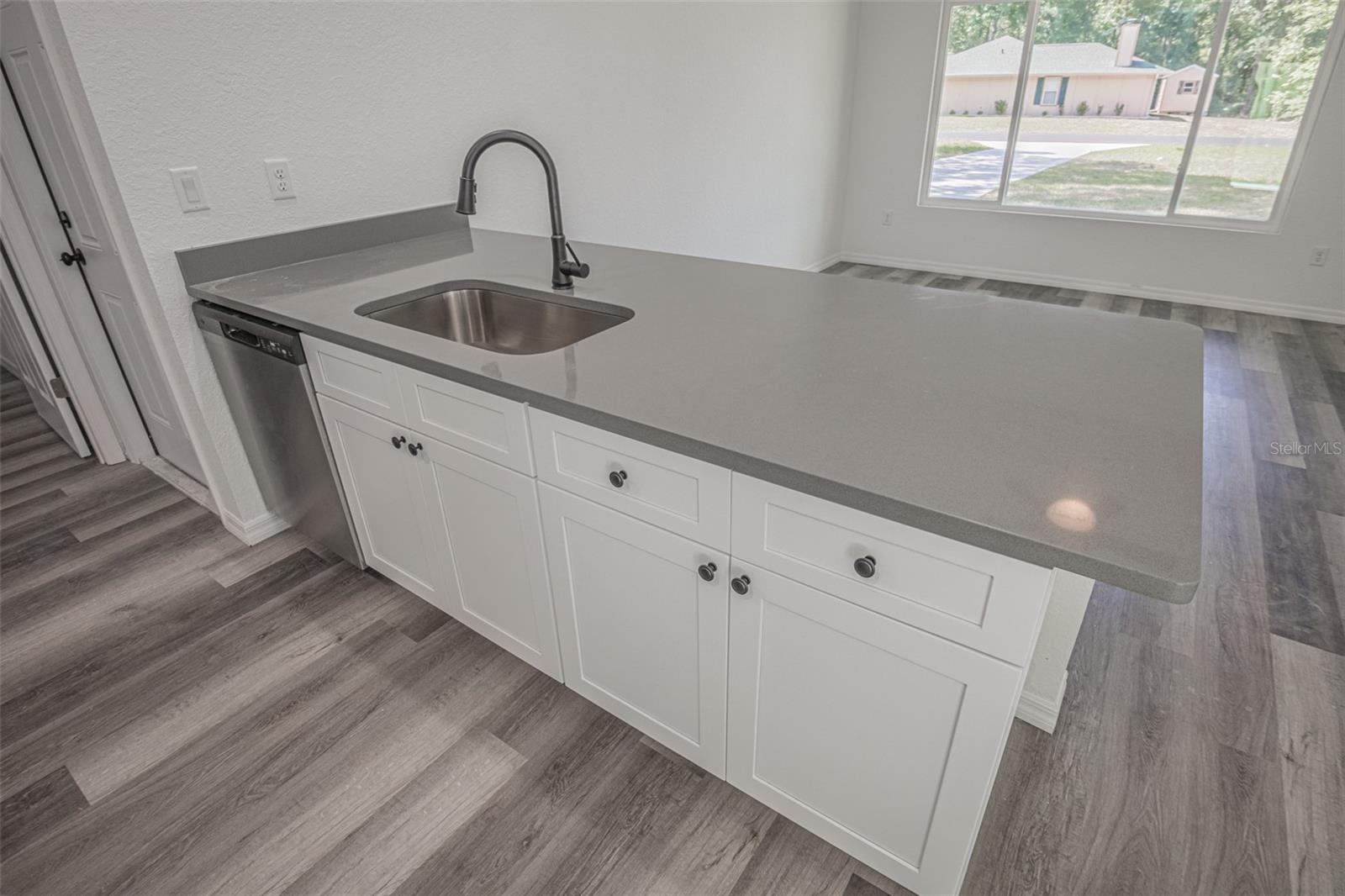 13099 NE 7 LOOP, SILVER SPRINGS, FL, 34488