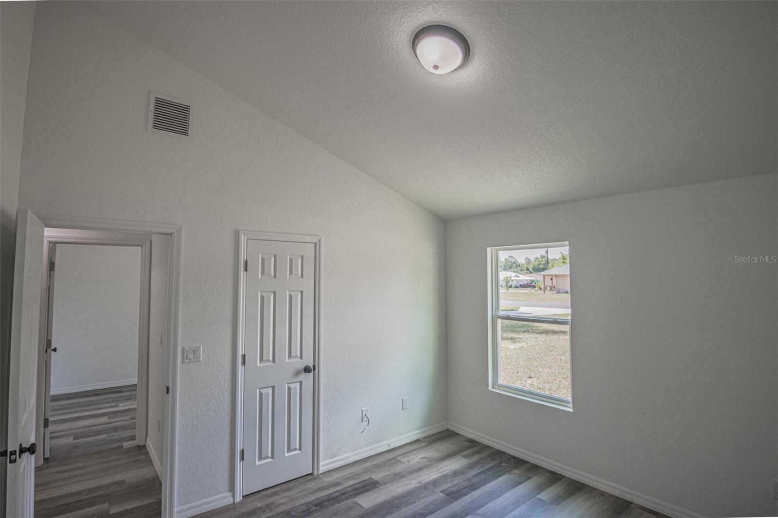 13099 NE 7 LOOP, SILVER SPRINGS, FL, 34488