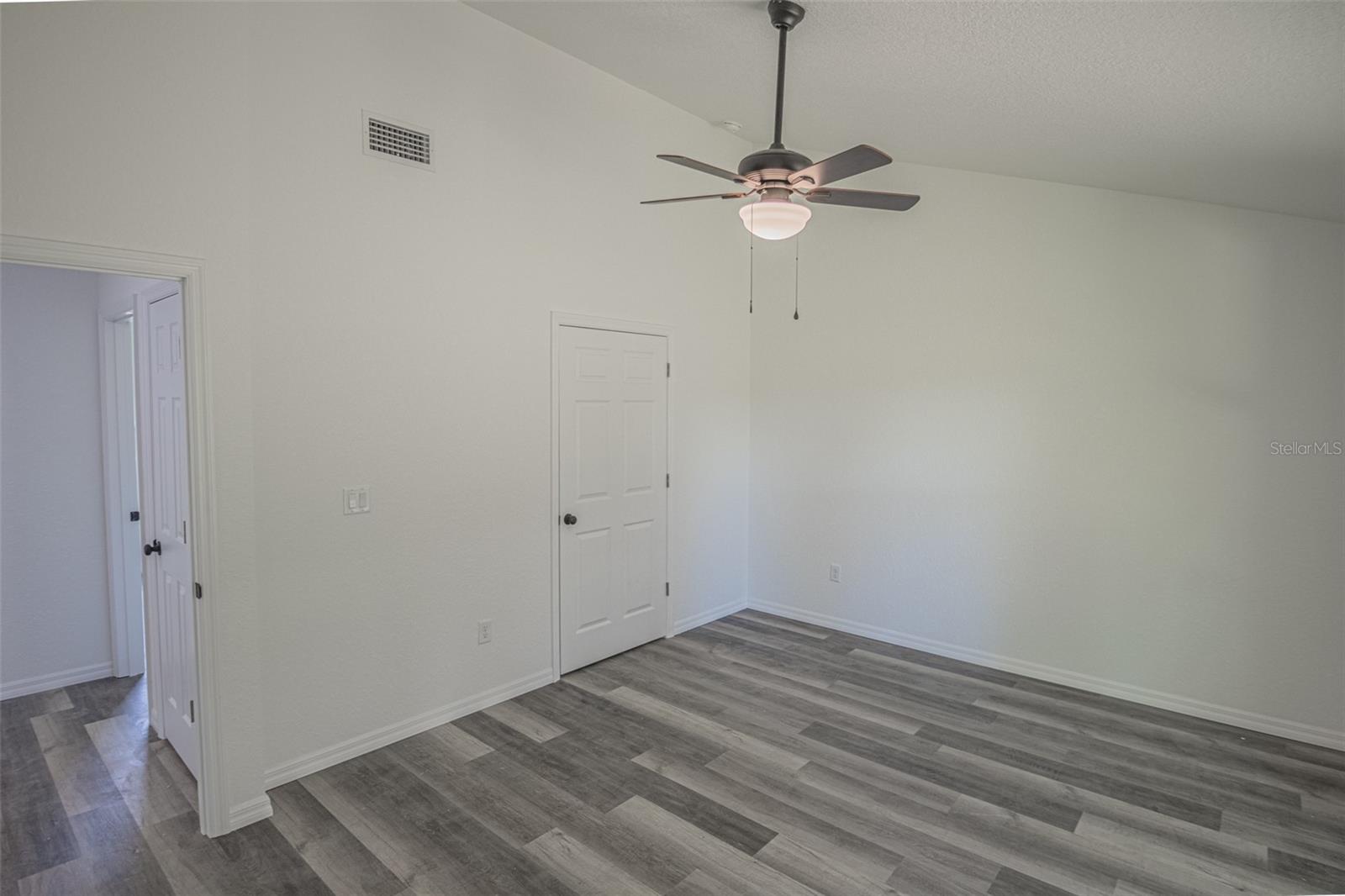 13099 NE 7 LOOP, SILVER SPRINGS, FL, 34488