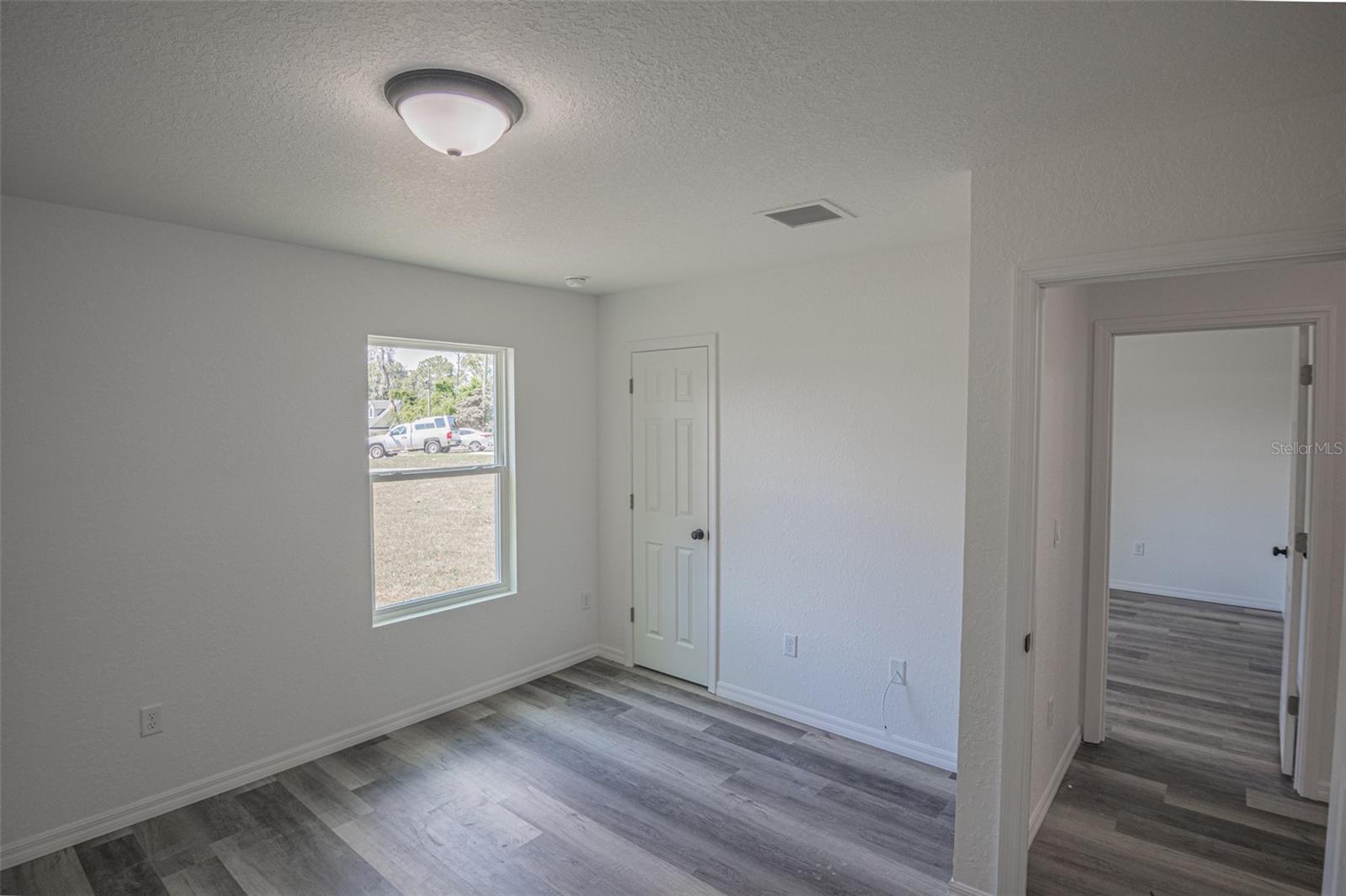 13099 NE 7 LOOP, SILVER SPRINGS, FL, 34488