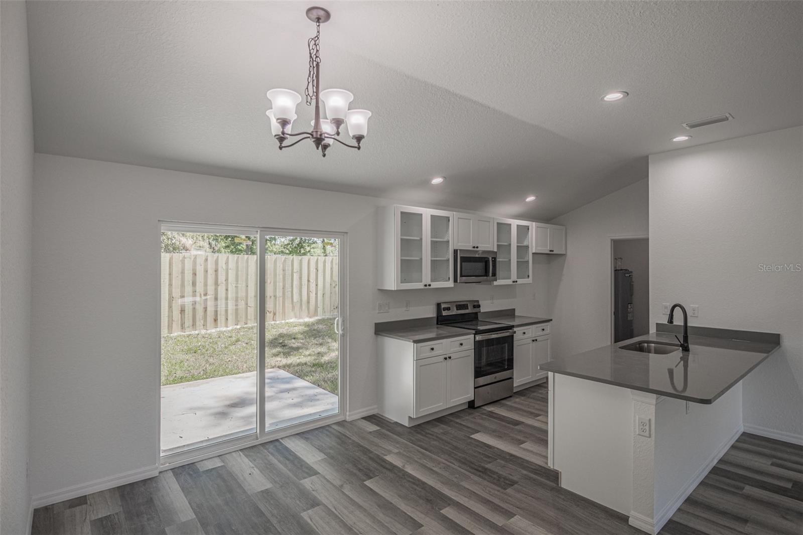 13099 NE 7 LOOP, SILVER SPRINGS, FL, 34488