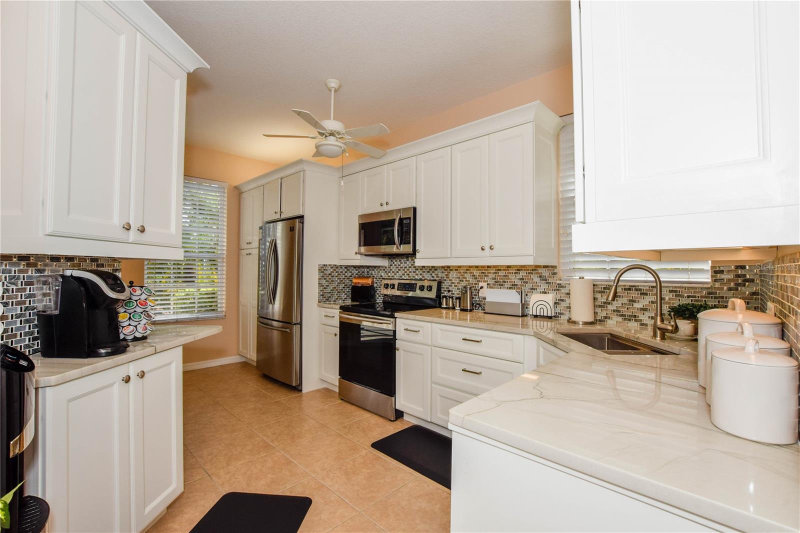 915 BARCLAY CT, VENICE, FL, 34293