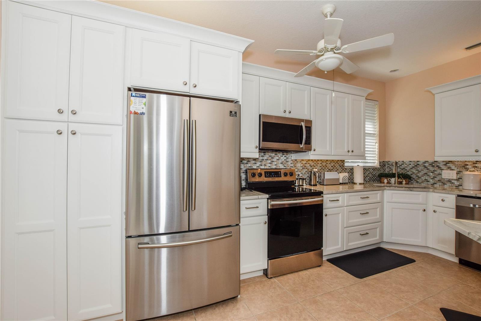 915 BARCLAY CT, VENICE, FL, 34293