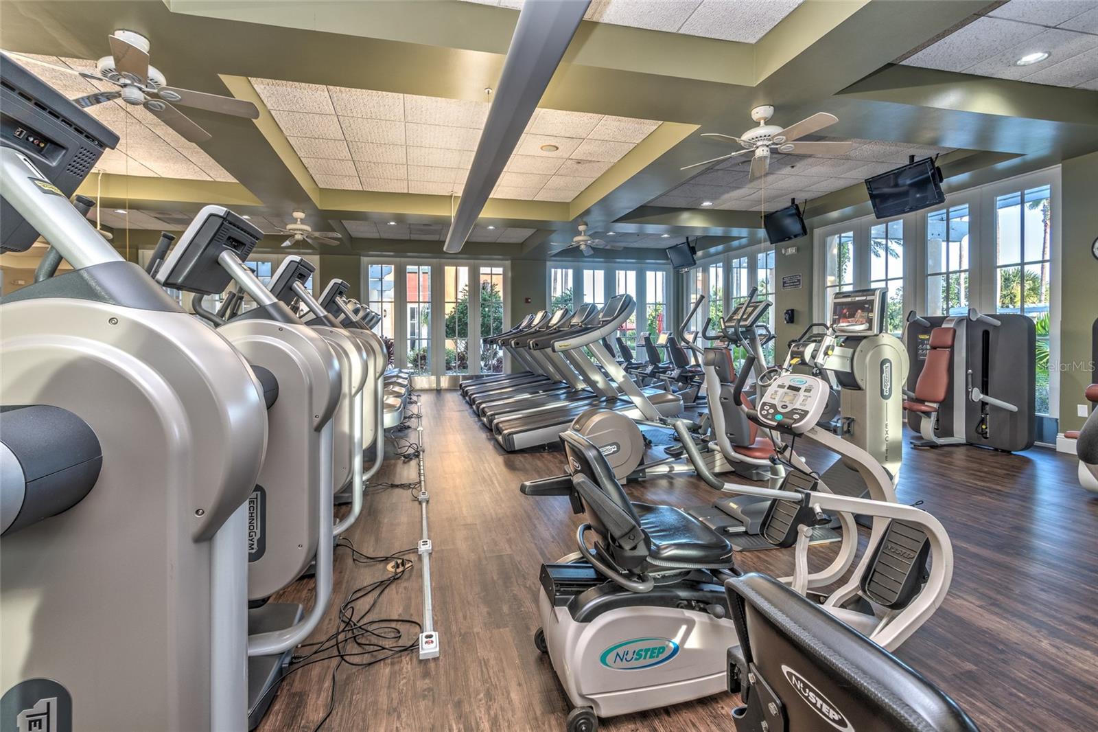 676 VILLA PARK RD, KISSIMMEE, FL, 34759