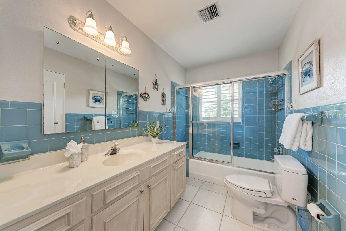5024 HIGEL AVE, SARASOTA, FL, 34242
