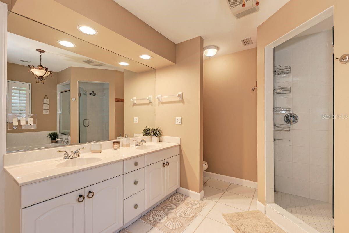 5024 HIGEL AVE, SARASOTA, FL, 34242