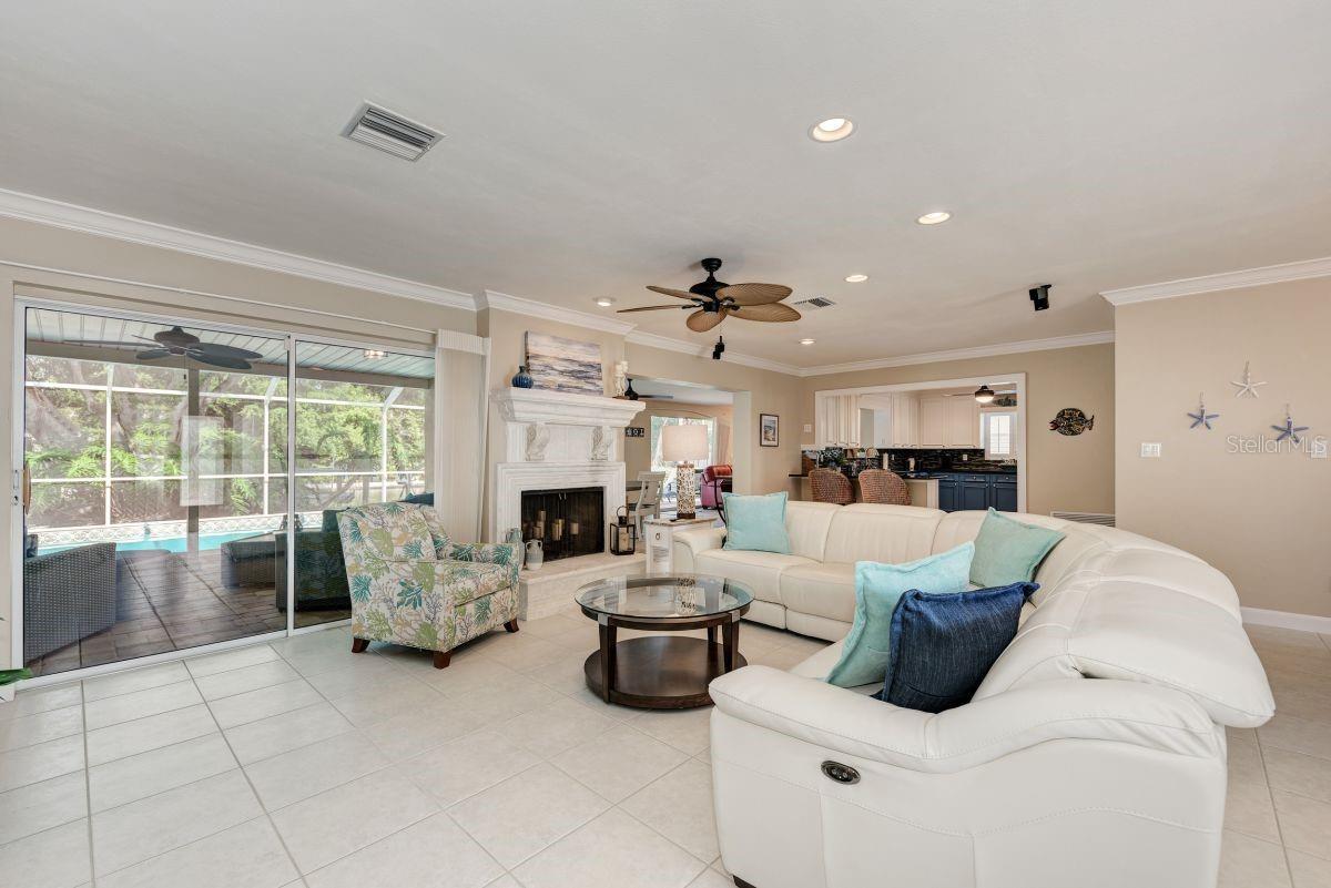 5024 HIGEL AVE, SARASOTA, FL, 34242