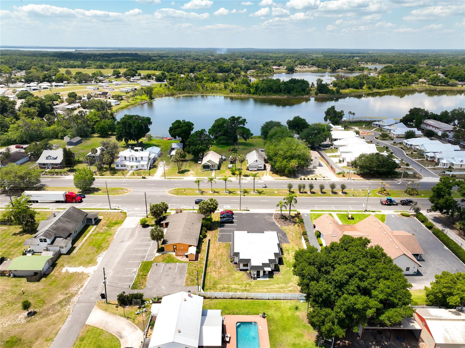 285 S CENTRAL AVE, UMATILLA, FL, 32784