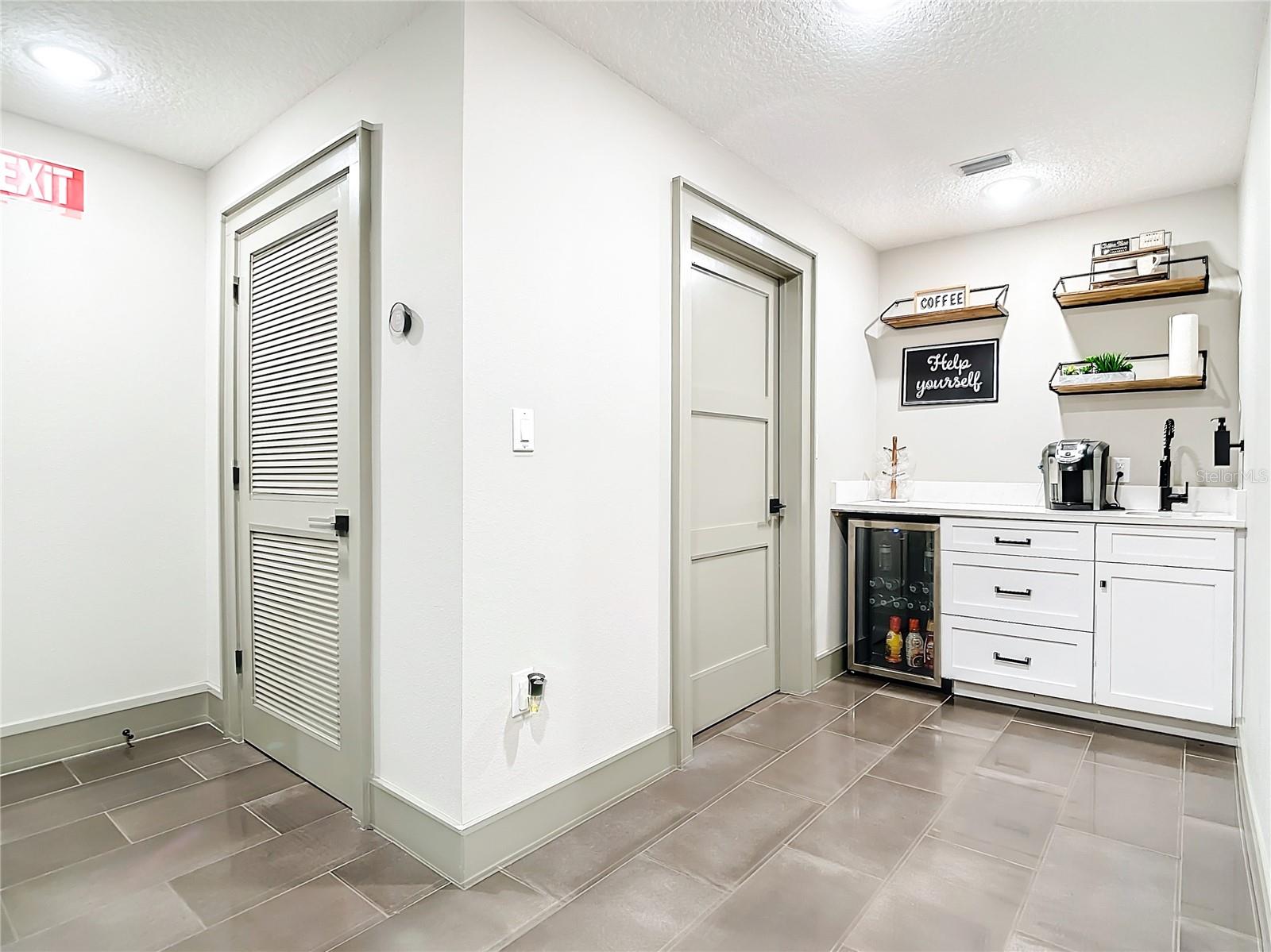 285 S CENTRAL AVE, UMATILLA, FL, 32784