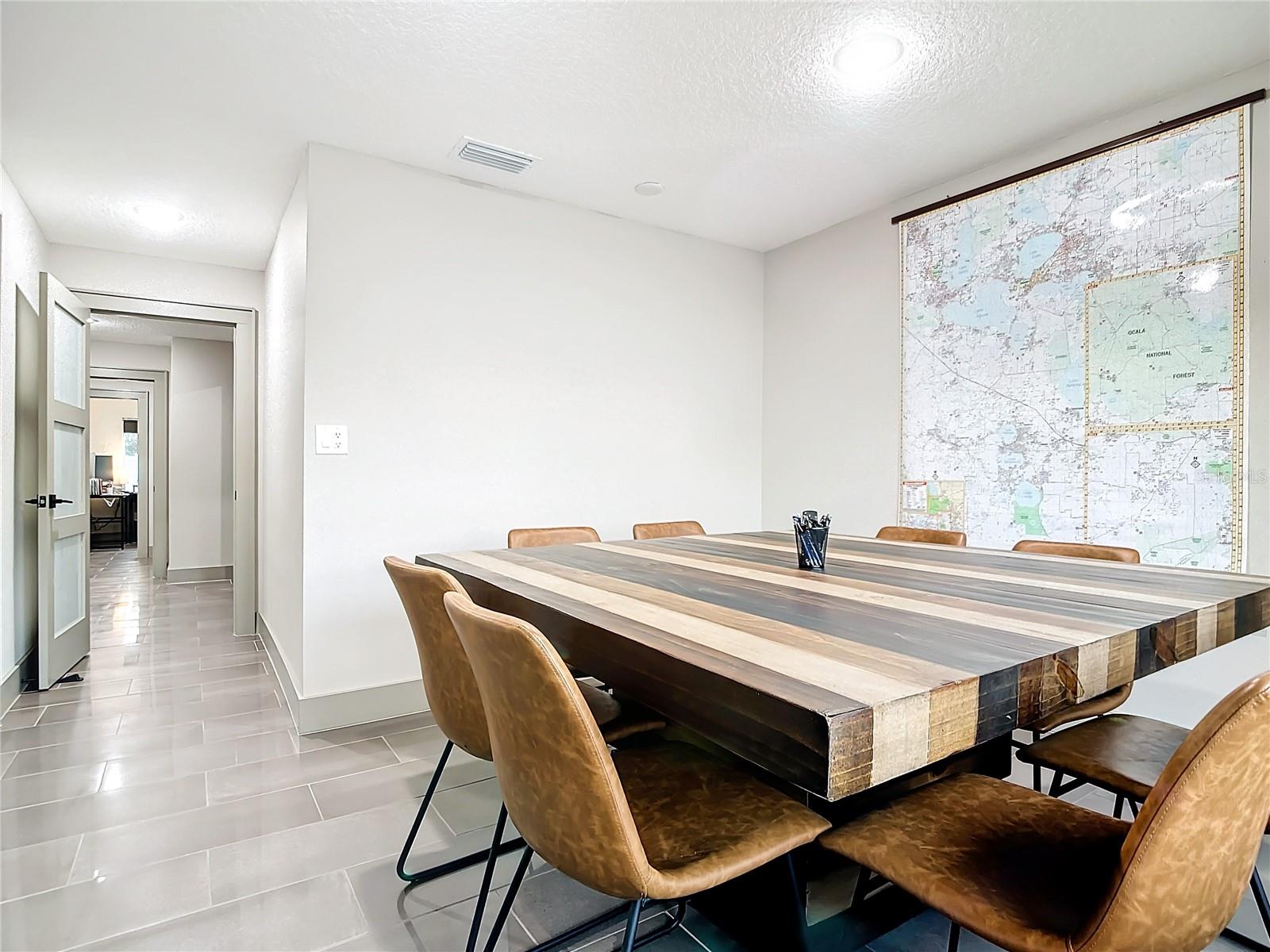 285 S CENTRAL AVE, UMATILLA, FL, 32784