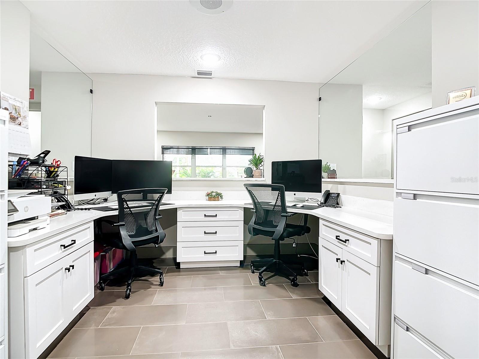 285 S CENTRAL AVE, UMATILLA, FL, 32784