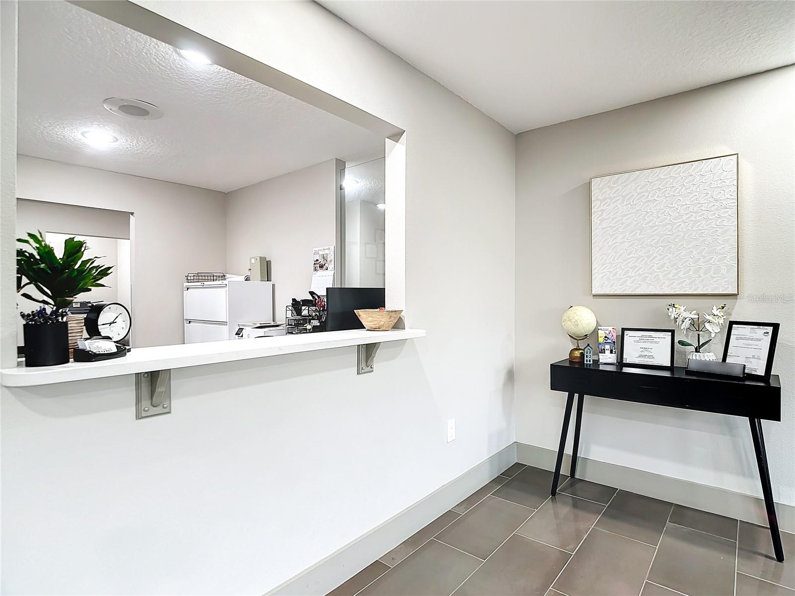 285 S CENTRAL AVE, UMATILLA, FL, 32784