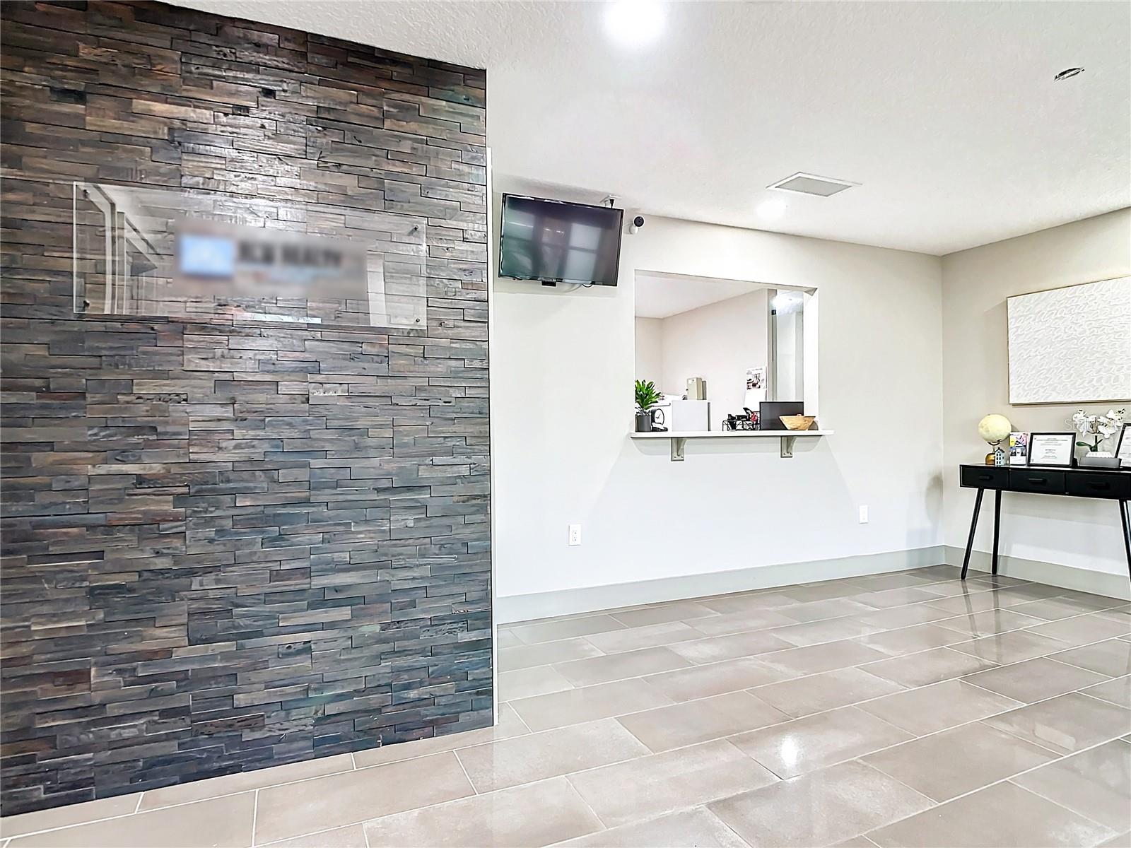 285 S CENTRAL AVE, UMATILLA, FL, 32784